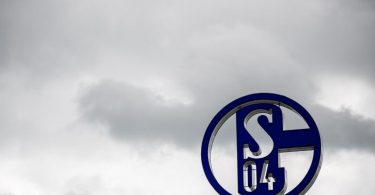 Die NRW-Landesregierung hat laut Ministerpräsident Armin Laschet keine Entscheidung über eine Bürgschaft für den FC Schalke 04 getroffen. Foto: Fabian Strauch/dpa