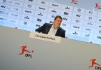 Christian Seifert, Sprecher des Präsidiums der DFL Deutsche Fußball Liga e.V., spricht im Anschluss an die DFL-Mitgliederversammlung auf einer Pressekonferenz. Foto: Arne Dedert/dpa