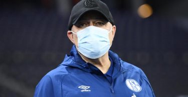Will nicht den Negativrekord mit Schalke 04: Christian Gross. Foto: Annegret Hilse/Pool via REUTERS/dpa
