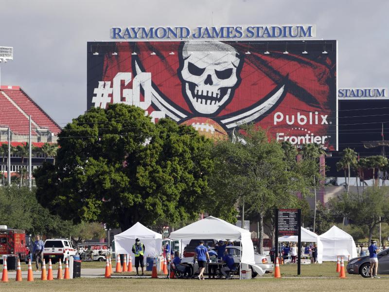 22.000 Menschen soll beim Super Bowl in Tampa live dabei sein. Foto: Chris O'meara/AP/dpa
