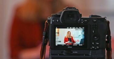 Eine Mehrheit der Psychotherapeuten kann sich auch weiterhin vorstellen, ihre Patienten per Video online zu behandeln. Foto: Uli Deck/dpa