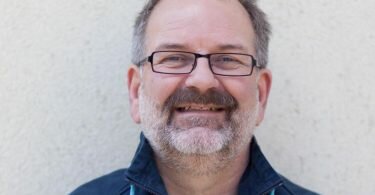 Jürgen Walter arbeitet als Psychologe und Unternehmenscoach in Düsseldorf. Foto: Dusanka Mitrovic/Jürgen Walter/dpa-tmn