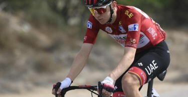 Tadej Pogacar hat sich den Gesamtsieg bei der UAE-Tour gesichert. Foto: Fabioferrari/LaPresse via ZUMA Press/dpa