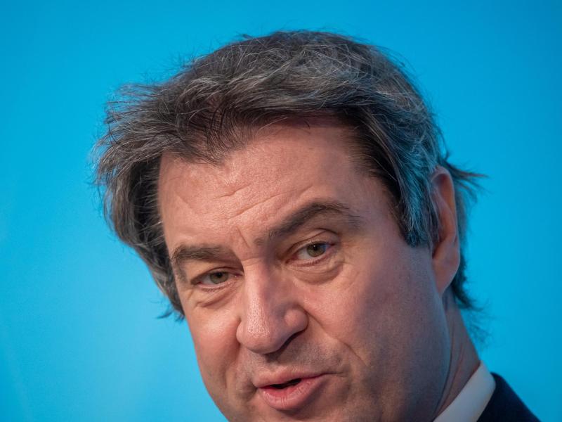 Bayerns Ministerpräsident Markus Söder warnt vor einer Rücknahme der Lockerungen. Foto: Peter Kneffel/dpa