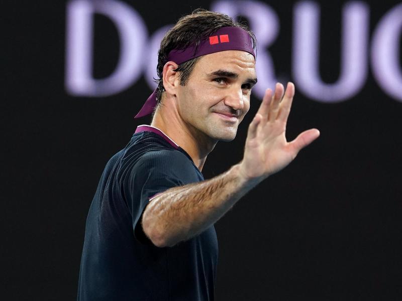 Meldete sich nach seiner langen Pause mit einem Sieg im Tennis-Zirkus zurück: Roger Federer. Foto: Dave Hunt/AAP/dpa