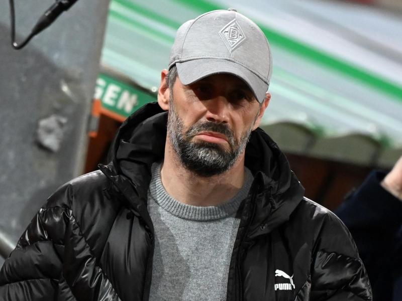 Trainer Marco Rose wartet mit Borussia Mönchengladbach seit sieben Spieltagen auf einen Sieg. Foto: Matthias Balk/dpa