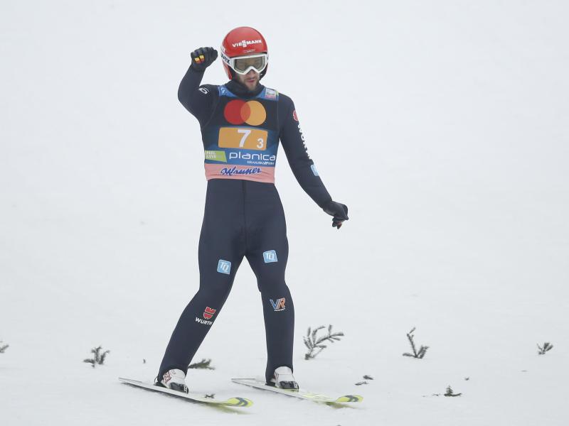 Siegte mit Deutschlands Skisprung-Assen in Planica: Markus Eisenbichler. Foto: Uncredited/AP/dpa
