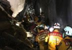 Rettungskräfte suchen in einem Eisenbahntunnel bei Hualien nach Überlebenden. Foto: Keelung City Fire Department/ZUMA Wire/dpa