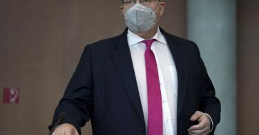 Wirtschaftsminister Peter Altmaier (CDU) kommt zur Befragung im Untersuchungsausschuss zum Bilanzskandal um das Unternehmen Wirecard. Foto: Michael Sohn/AP-Pool/dpa
