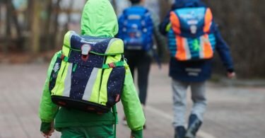Ein Ganztagsanspruch für alle Grundschüler deutschlandweit soll ab dem Schuljahr 2025/2026 kommen. Foto: Annette Riedl/dpa