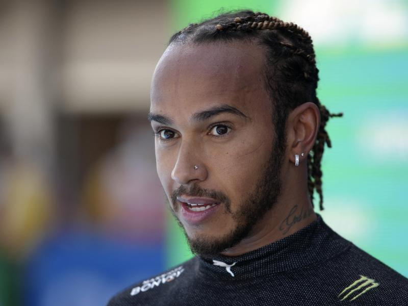 Hamilton startet beim Großen Preis von Spanien zum 100. Mal in seiner Formel-1-Karriere von der Pole-Position. Foto: Emilio Morenatti/AP Pool/dpa