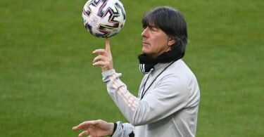 Wen nimmt Bundestrainer Joachim Löw mit zur EM?. Foto: Federico Gambarini/dpa