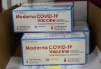 Auch der Covid-19-Impfstoff von Moderna ist nun in der EU zugelassen. Foto: Paul Sancya/POOL AP/dpa