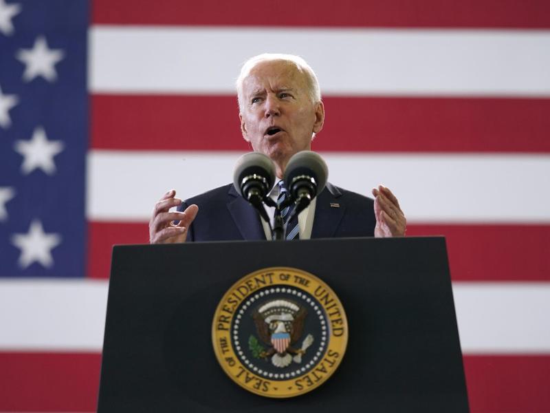 US-Präsident Joe Biden ruft zum Auftakt seiner ersten Europareise zur Verteidigung der Demokratie auf. Foto: Patrick Semansky/AP/dpa