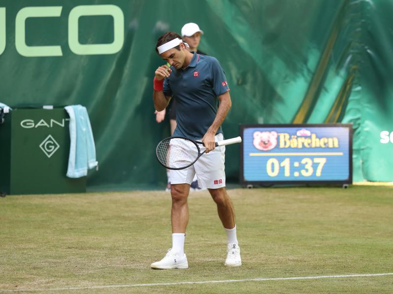 Musste sich im Achtelfinale dem Kanadier Félix Auger-Aliassime geschlagen geben: Roger Federer. Foto: Friso Gentsch/dpa