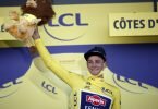 Nach nur zwei Tour-Etappen in Gelb: Mathieu van der Poel. Foto: Stephane Mahe/Reuters Pool/AP/dpa