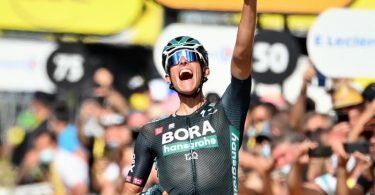 Nils Politt sorgte als Ausreißer für den ersten deutschen Etappensieg bei der Tour der France 2021. Foto: David Stockman/BELGA/dpa