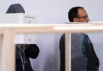 Der Täter (l)&nbsp;und sein Anwalt Adam Ahmed wollen das Urteil anfechten. Foto: Sven Hoppe/dpa