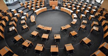 Der Plenarsaal des Thüringer Landtags. Foto: Martin Schutt/dpa-Zentralbild/dpa