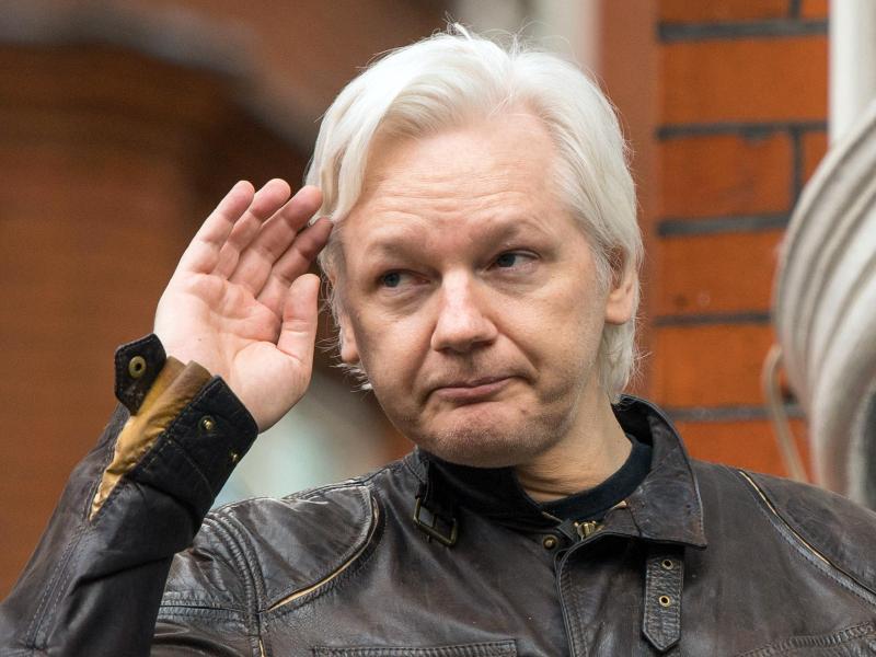 Ein Gericht hat dem Wikileaks-Gründer Julian Assange die ecuadorianische Staatsbürgerschaft entzogen. Foto: Dominic Lipinski/PA Wire/dpa