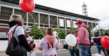 Der 1. FC Köln will nur noch gegen das Coronavirus geimpfte oder genesene Zuschauer ins Stadion lassen. Foto: Marius Becker/dpa