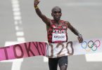 Der Kenianer Eliud Kipchoge gewann souverän den olympischen Marathon. Foto: Ju Huanzong/XinHua/dpa