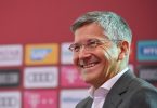 Der FC-Bayern-Präsident Herbert Hainer denkt über eine Gehaltsobergrenze im Profifußball nach. Foto: Sebastian Widmann/Getty Images Europe/ FC Bayern München/dpa