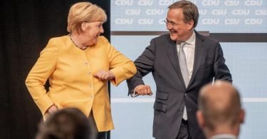 Gemeinsamer Wahlkampfauftritt in Berlin: Bundeskanzlerin Angela Merkel und Unionskanzlerkandidat Armin Laschet. Foto: Michael Kappeler/dpa
