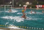 Ein Flutlichtspiel in Hildesheim eröffnete das Achtelfinale im deutschen Wasserball-Pokal (Foto: Frank Glaubitz)