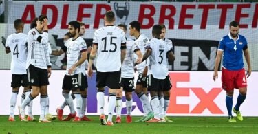 Die deutsche Fußball-Nationalmannschaft setzt sich in St. Gallen gegen Liechtenstein durch. Foto: Sven Hoppe/dpa