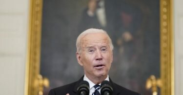 US-Präsident Joe Biden verschärft die Impfvorschriften. Foto: Andrew Harnik/AP/dpa