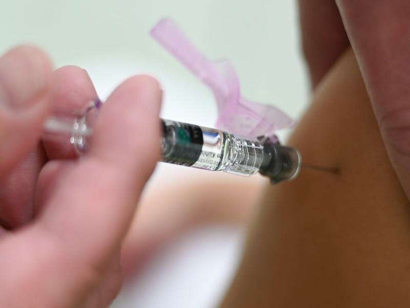 Hausärzte warnen davor, im Herbst die Grippe-Impfungen zu vernachlässigen. Foto: Felix Kästle/dpa