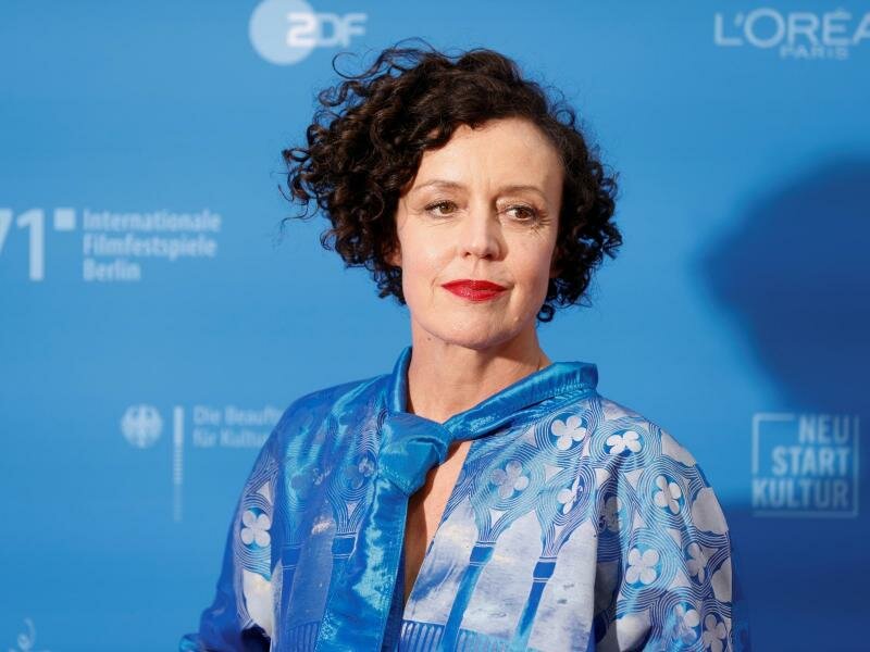 Maria Schrader präsentiert ihren Film «Ich bin dein Mensch» auf der Berlinale. Foto: Axel Schmidt/Reuters/Pool/dpa