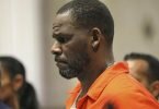 US-Sänger R. Kelly während einer Anhörung Mitte September. Foto: Antonio Perez/Pool Chicago Tribune/AP/dpa