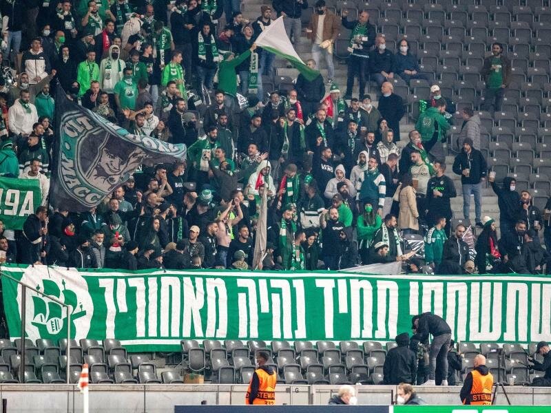 Union-Fans sollen israelische Fußball-Anhänger von Maccabi Haifa antisemitisch beleidigt haben. Foto: Andreas Gora/dpa