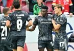 Die Mannschaft des 1. FC&nbsp;Union bejubelt das 1:1 von Taiwo Awoniyi (2.v.r). Kurz darauf legt der Stürmer zur Berliner Führung nach. Foto: Torsten Silz/dpa