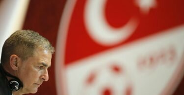Jetzt startet Stefan Kuntz sein Abenteuer als Nationalcoach der Türkei. Foto: Uncredited/AP/dpa
