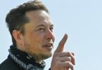 Elon Musk ist von Los Angeles nach Austin umgezogen. Foto: Patrick Pleul/dpa-Zentralbild/POOL/dpa