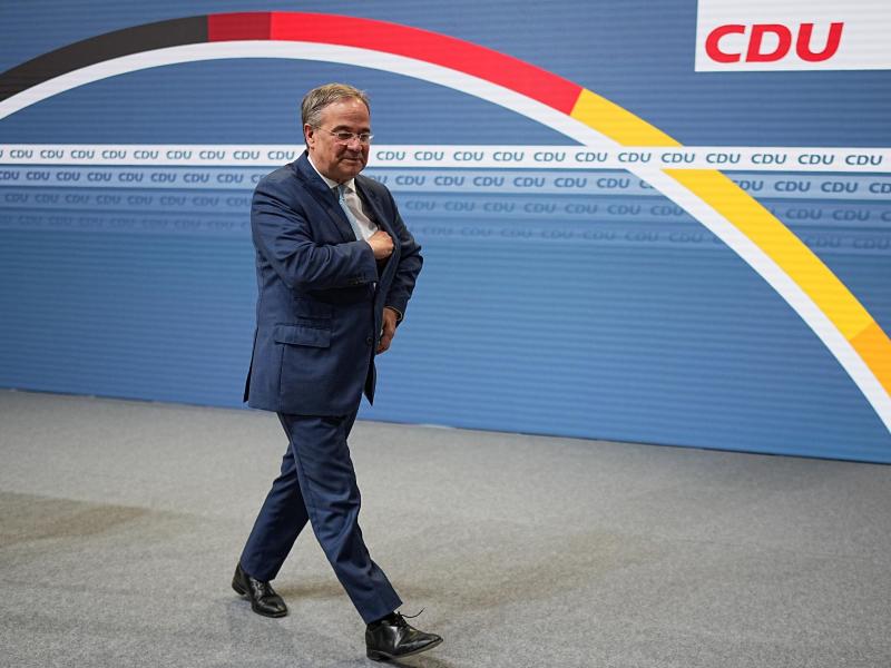 Wer kommt, wenn er geht? CDU-Chef Armin Laschet will die personelle Neuaufstellung in der Union moderieren. Foto: Michael Kappeler/dpa