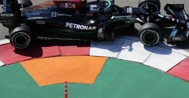 Der Finne Valtteri Bottas vom Team Mercedes startet beim Großen Preis der Türkei von der Pole-Position. Foto: Sergei Grits/AP/dpa