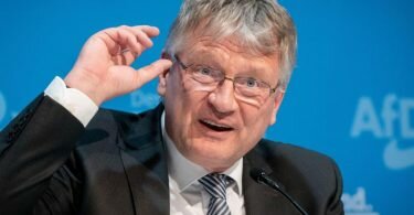 Der langjährige AfD-Co-Vorsitzende Jörg Meuthen will bei der Neuwahl des Parteivorstandes im Dezember nicht mehr für den Spitzenposten kandidieren. Foto: Kay Nietfeld/dpa