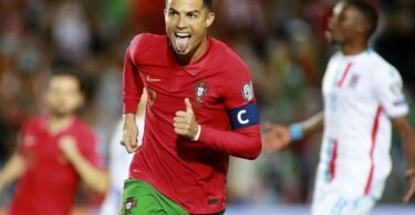 Portugals Cristiano Ronaldo jubelt über sein Tor zum 2:0. Foto: Joao Matos/AP/dpa