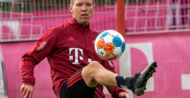 Fiebert dem Topspiel gegen Leverkusen entgegen: Bayern-Coach Julian Nagelsmann. Foto: Peter Kneffel/dpa