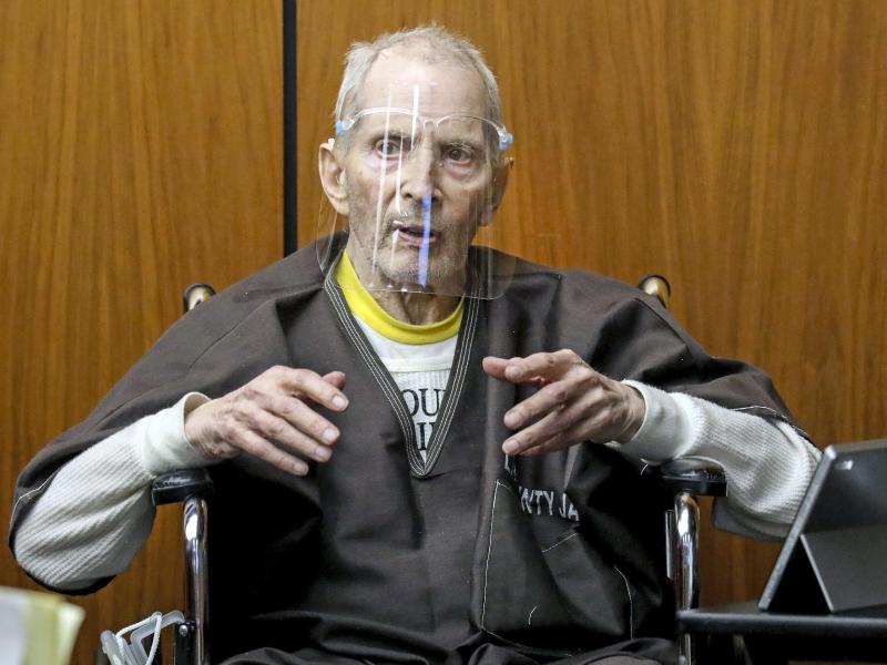 Dieses Archivbild zeigt den 78-jährigen Robert Durst während des Prozesses in einem kalifornischen Gerichtssaal. Der Millionär und Immobilienerbe ist wegen Mordes an einer Freundin vor über 20 Jahren zu lebenslanger Haft ohne Bewährung verurteilt worden. Foto: Gary Coronado/Pool Los Angeles Times via AP/dpa
