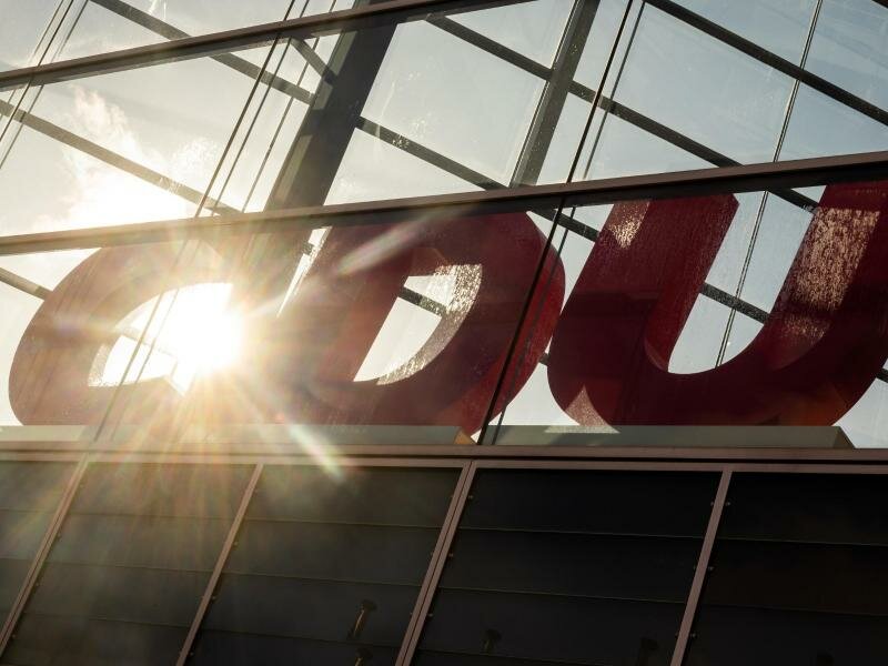 Das Logo der CDU auf dem Dach des Konrad-Adenauer Hauses. Foto: Christophe Gateau/dpa