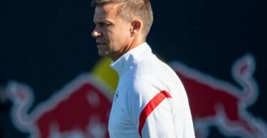 RB-Trainer Jesse Marsch steht nach zwei Niederlagen und null Punkten in der Gruppe A bereits unter Druck. Foto: Hendrik Schmidt/dpa-Zentralbild/dpa