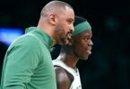 Neustart mit Trainer Ime Udoka (l) und den Boston Celtics für Dennis Schröder. Foto: Charles Krupa/AP/dpa