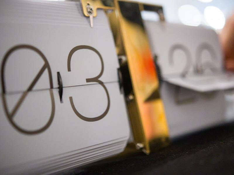 Wer seine Kinder rechtzeitig und in kleinen Schritten umgewöhnt, dürfte am 31. Oktober wenig Probleme haben. Foto: Sebastian Gollnow/dpa/dpa-tmn