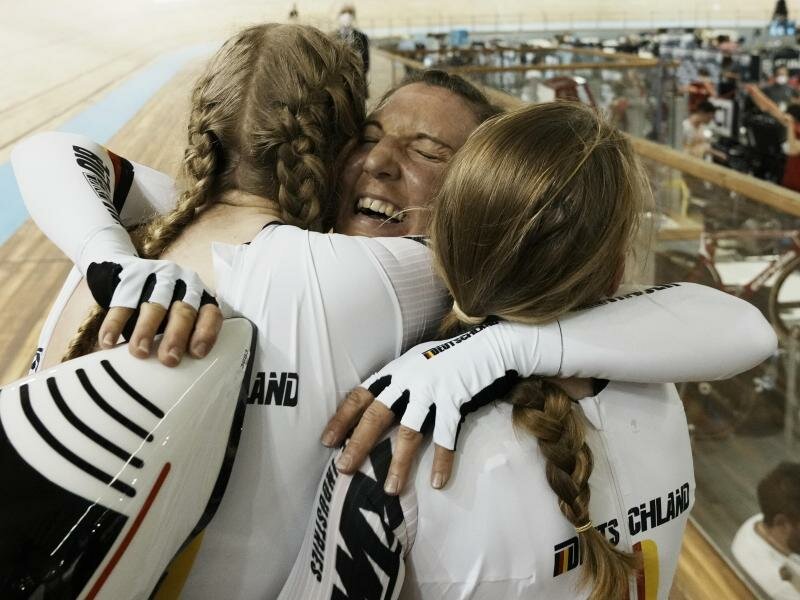 Das deutsche Team hatte bei der Bahnrad-WM viel Grund zum Jubeln. Foto: Thibault Camus/AP/dpa
