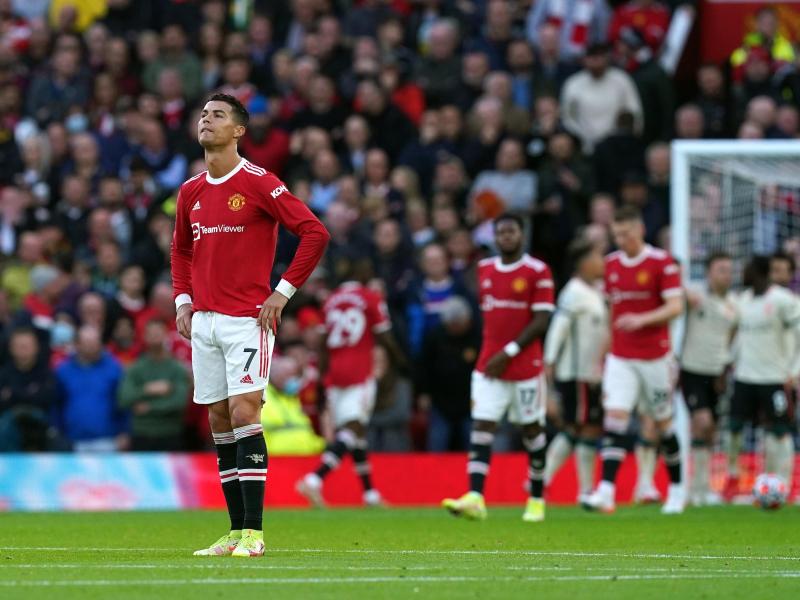 Cristiano Ronaldo musste mit Manchester United eine deftige Heimklatsche gegen den FC Liverpool hinnehmen. Foto: Martin Rickett/PA Wire/dpa